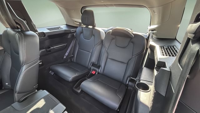 Used 2022 Volvo XC90 T8 Inscription w/ Advanced Package AWD/4WD image 22