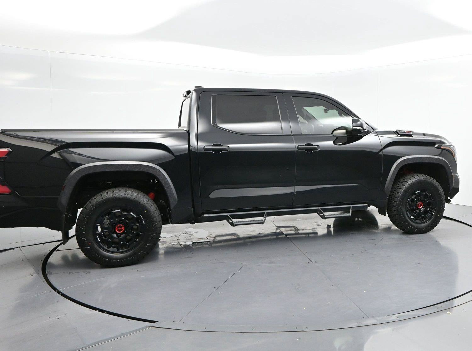 Used 2025 Toyota Tundra TRD Pro AWD/4WD image 8