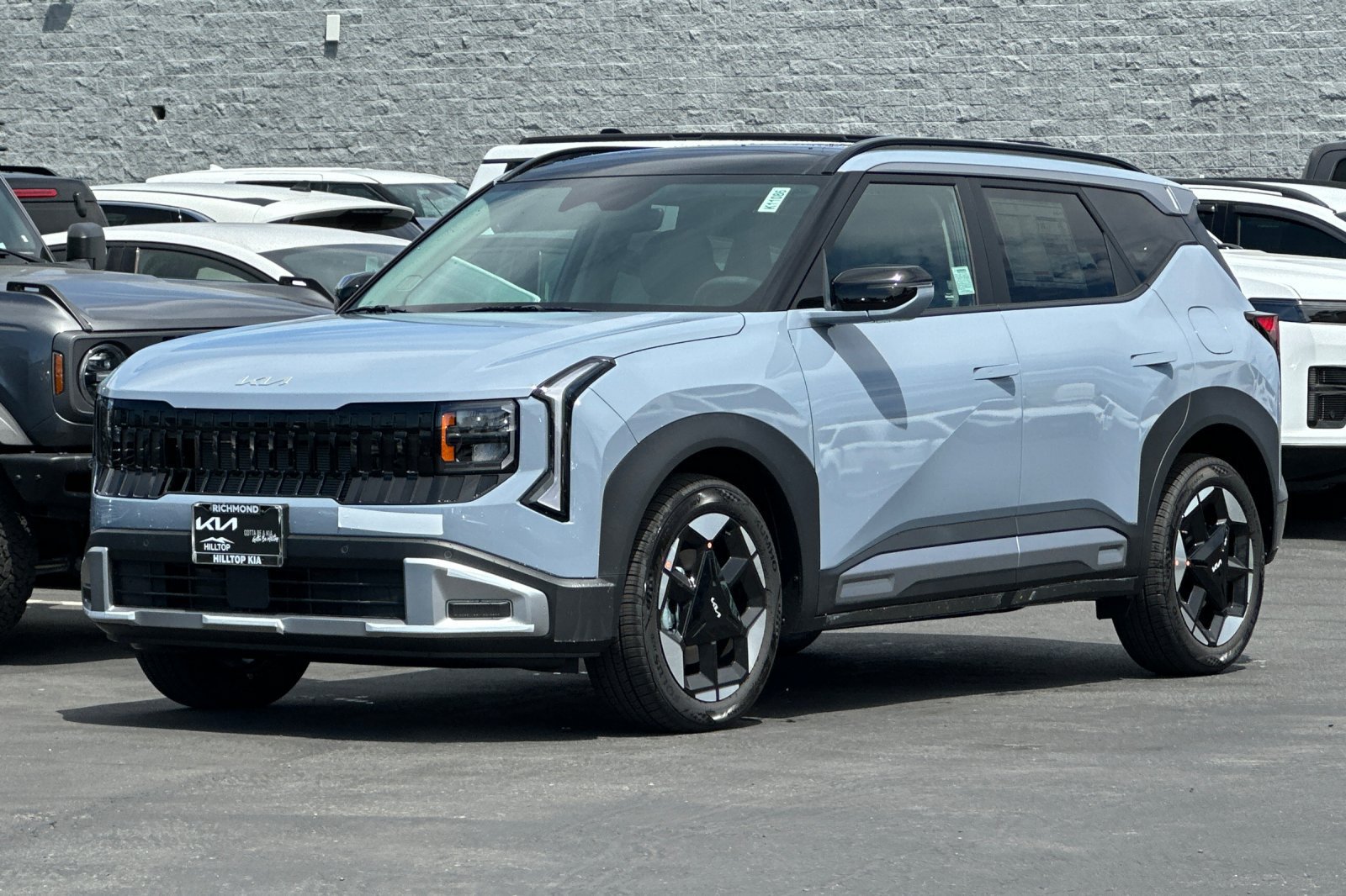 New 2027 Kia Seltos EX w/ EX Panoramic Sunroof Package FWD image 8