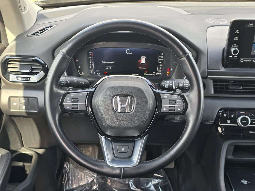 Used 2024 Honda Pilot Elite image 16