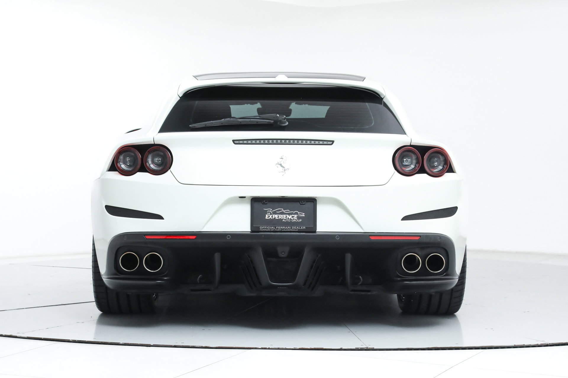 Certified 2020 Ferrari GTC4Lusso image 8