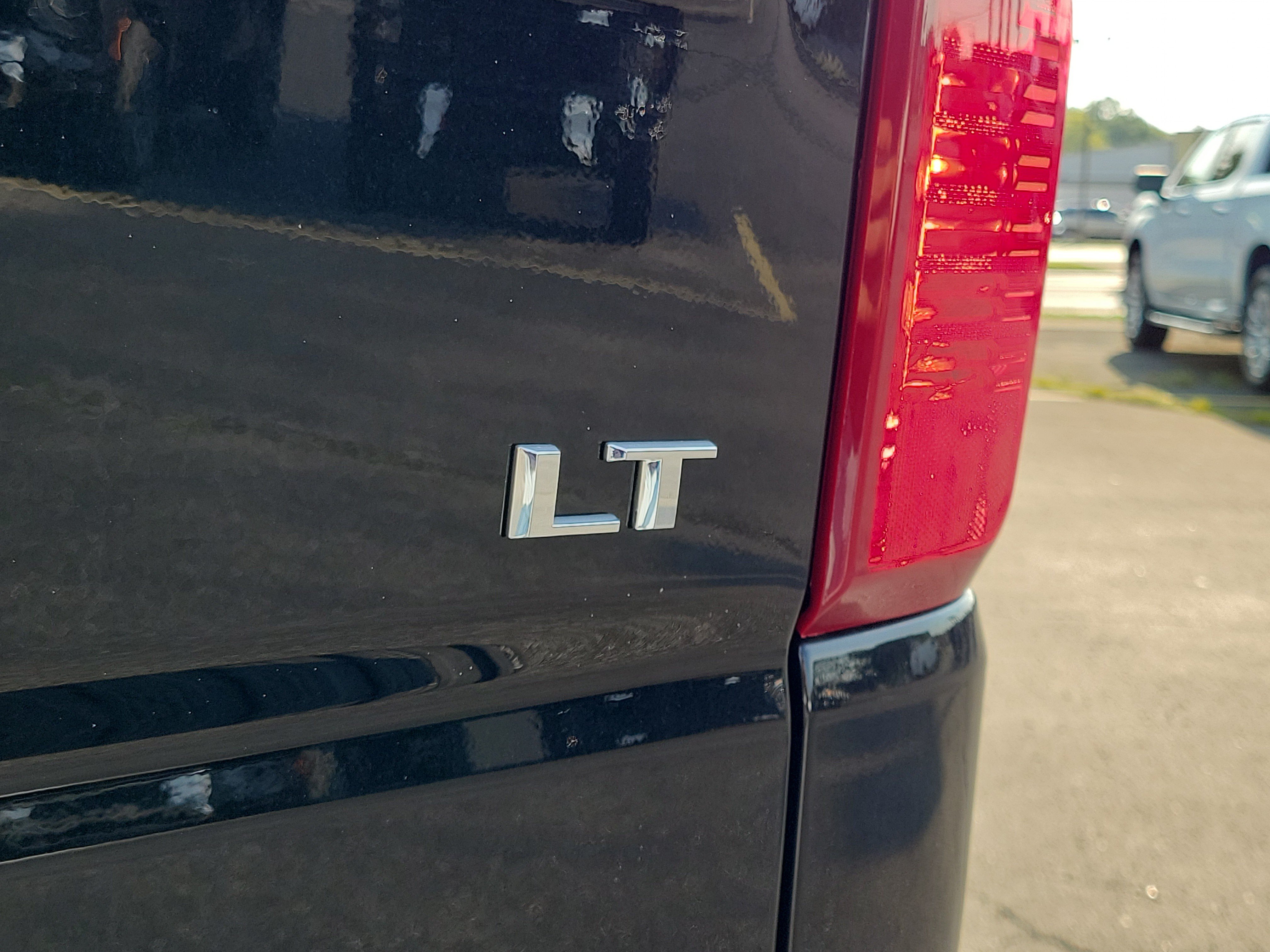 New 2026 Chevrolet Silverado 1500 LT w/ All Star Edition Plus AWD/4WD image 7