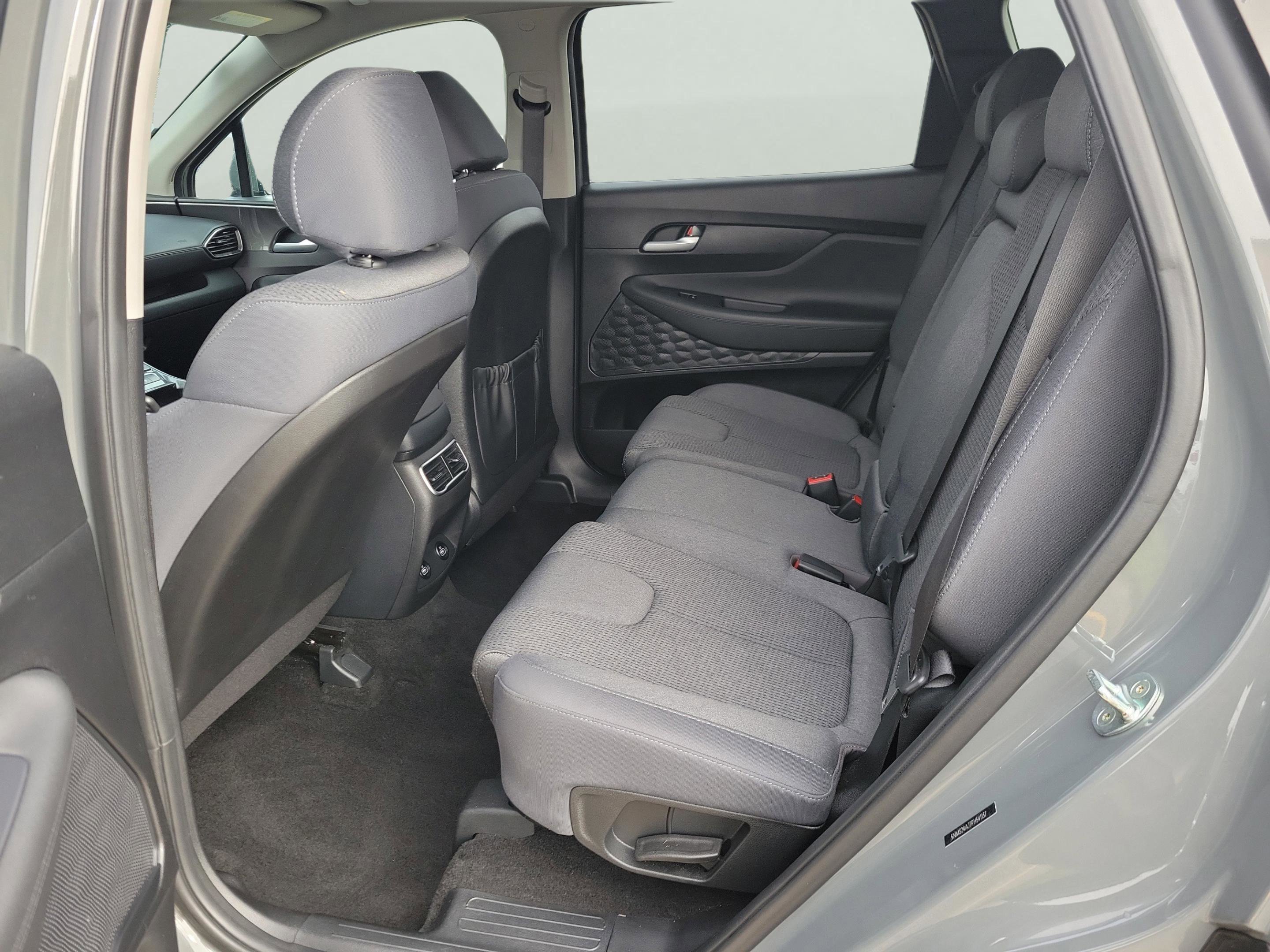 Certified 2023 Hyundai Santa Fe SEL w/ Cargo Package image 10