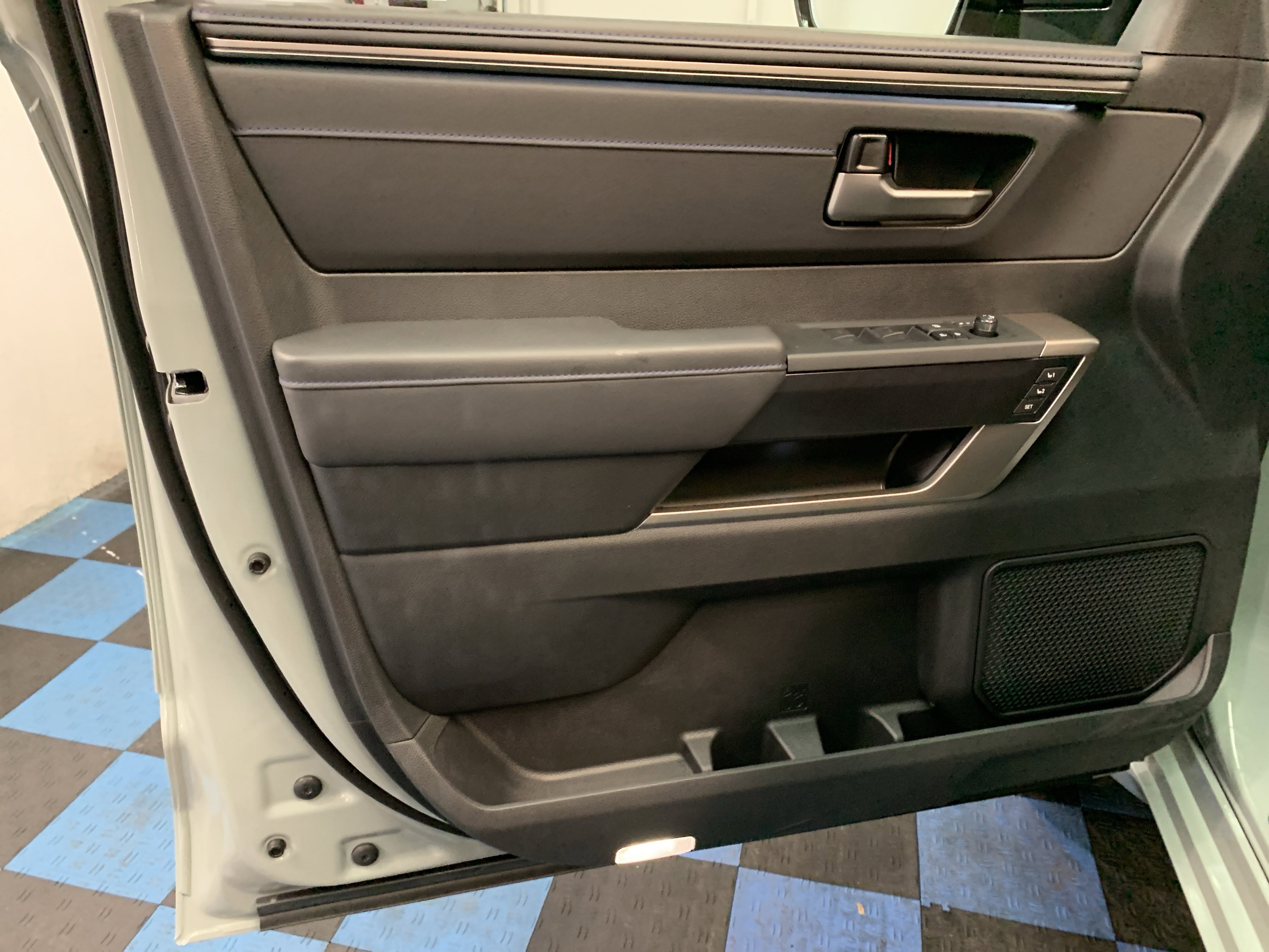 New 2026 Toyota Tundra Platinum image 9