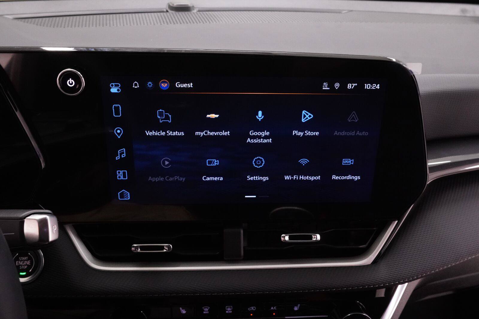 New 2027 Chevrolet Equinox LT w/ Safety and Technology Package FWD image 15