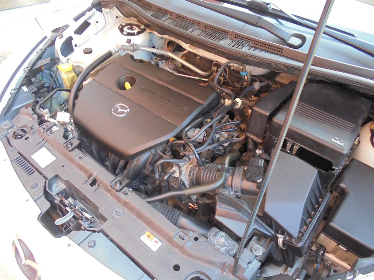 Used 2015 MAZDA MAZDA5 Sport FWD image 36
