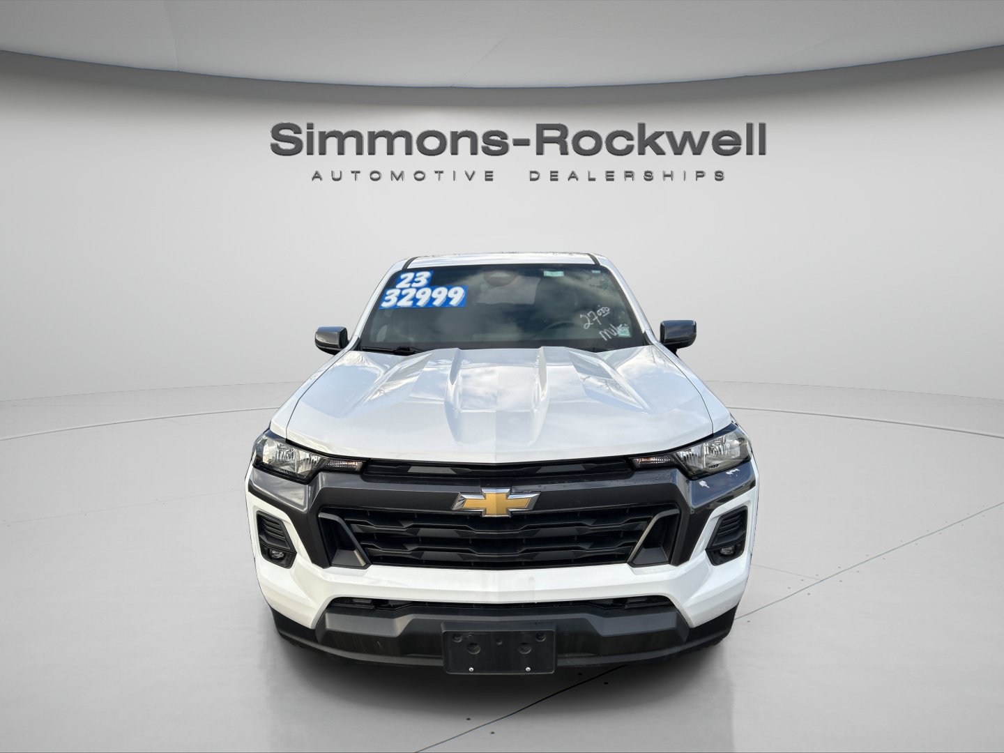 Used 2023 Chevrolet Colorado LT w/ LT Convenience Package II AWD/4WD image 6