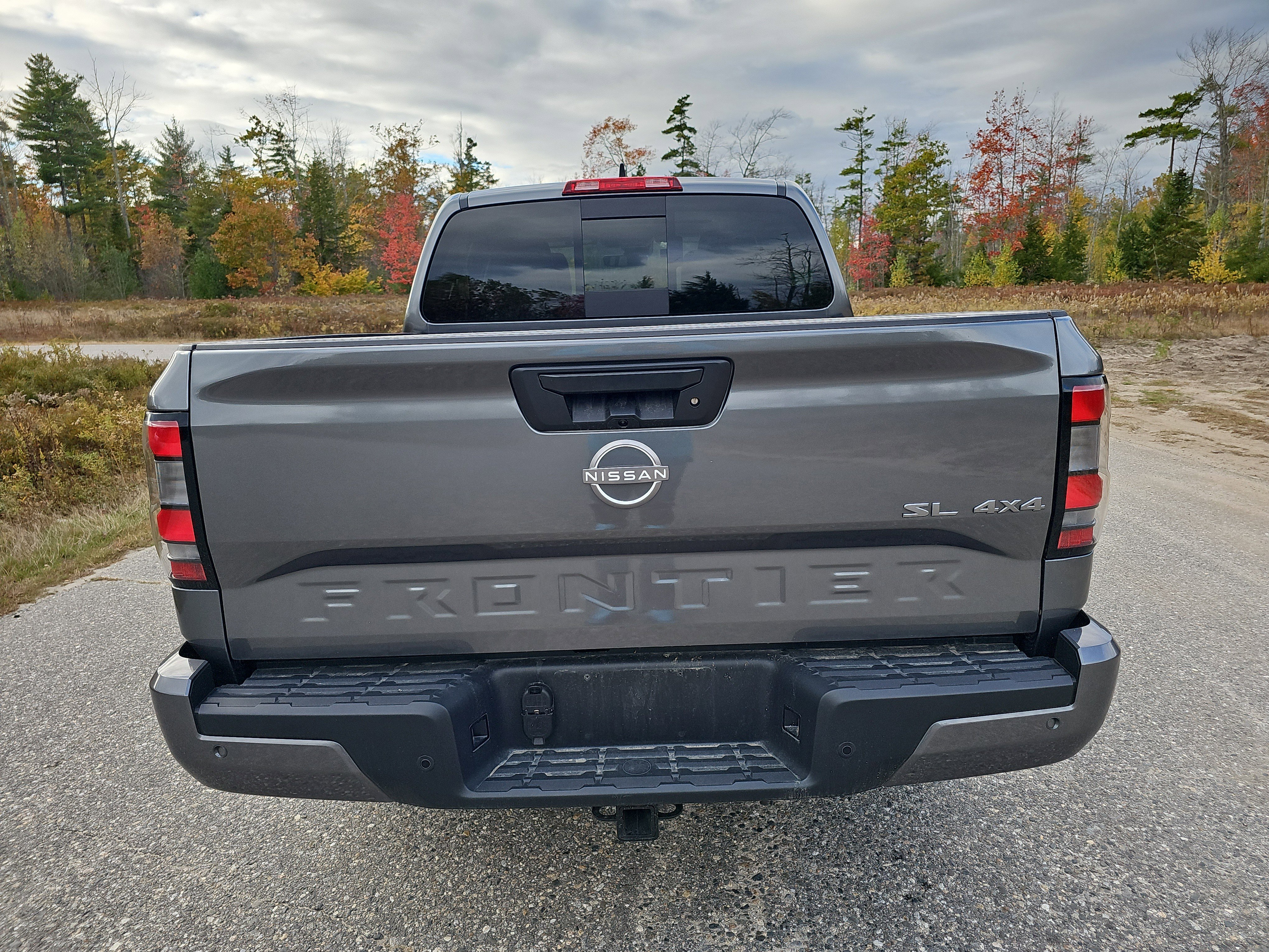 Certified 2025 Nissan Frontier SL image 6