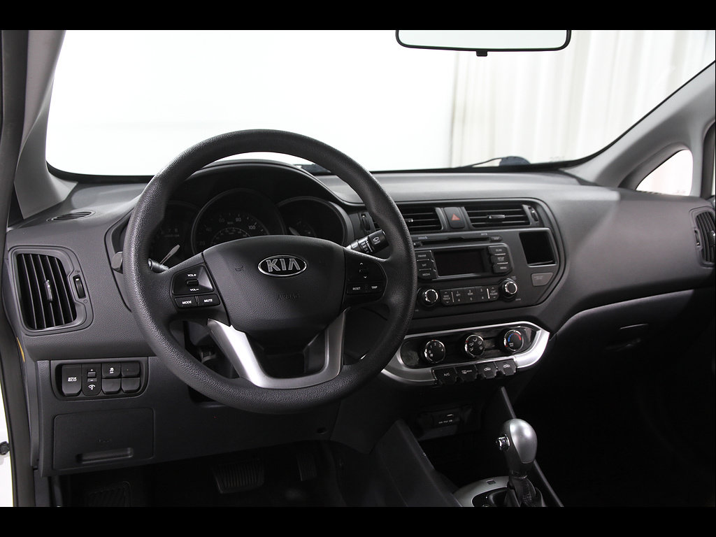 Used 2015 Kia Rio LX w/ Power Package FWD image 6
