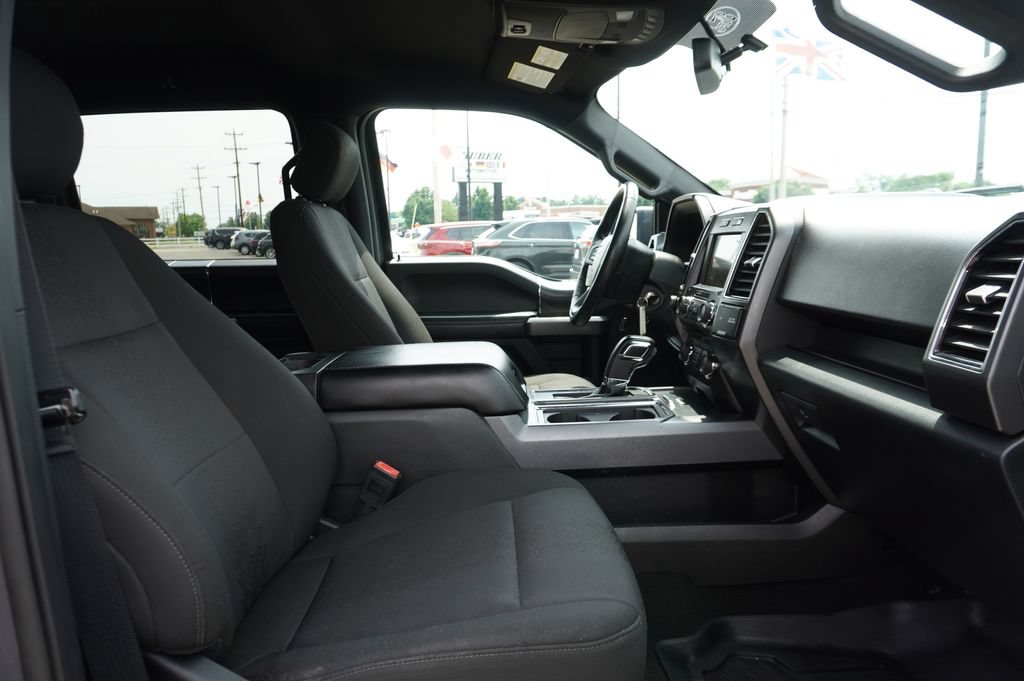 Used 2018 Ford F150 XLT w/ Equipment Group 302A Luxury AWD/4WD image 29