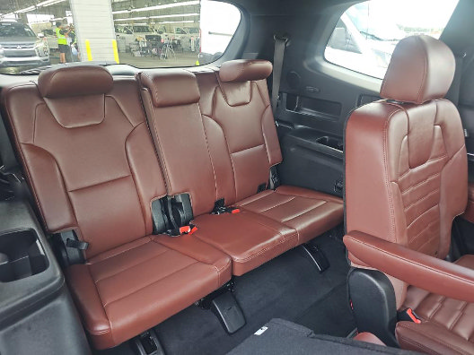 Used 2024 Kia Telluride SX Prestige w/ Towing Package AWD/4WD image 5