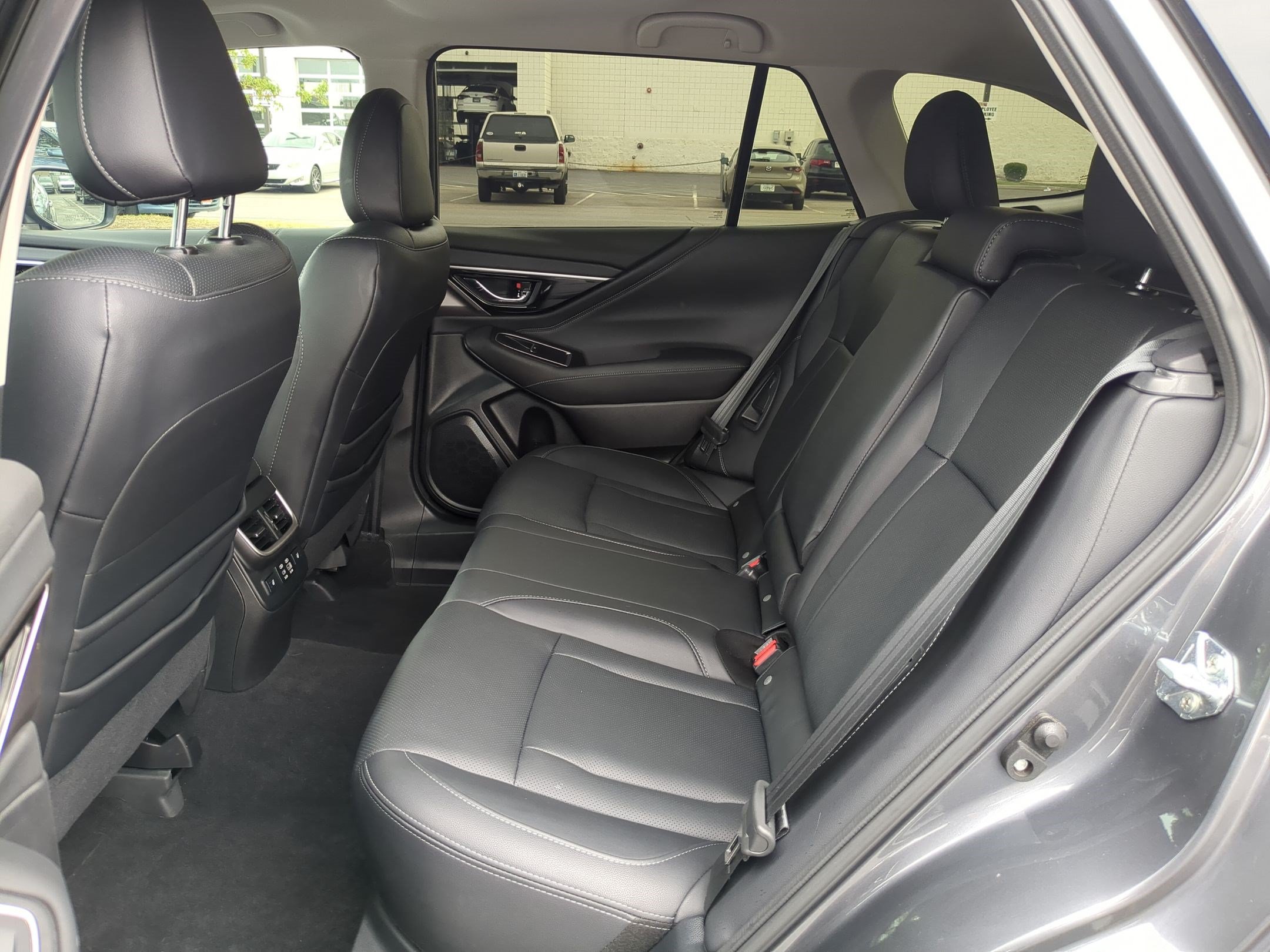 Used 2024 Subaru Outback Touring XT AWD/4WD image 30