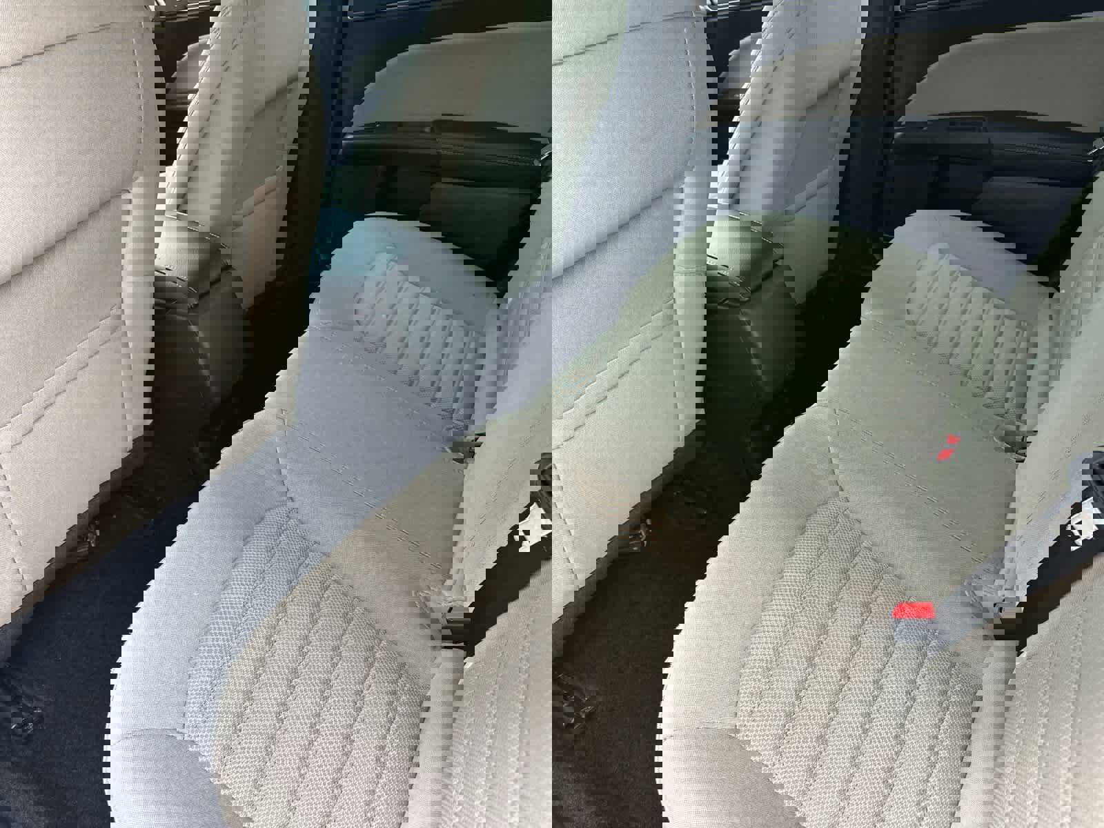 Used 2018 Ford Fusion S image 4