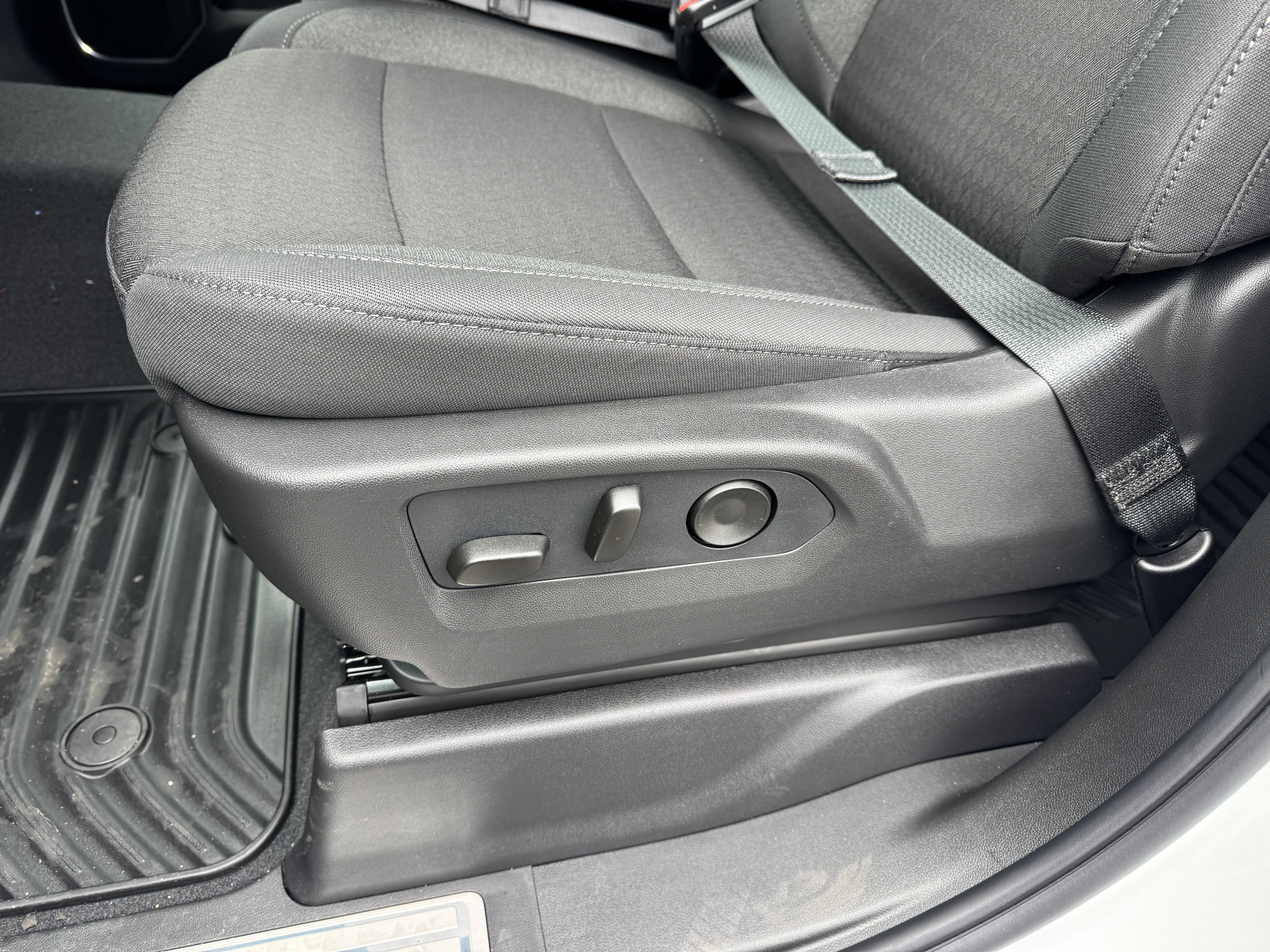 New 2026 Chevrolet Silverado 1500 LT w/ All Star Edition Plus image 14