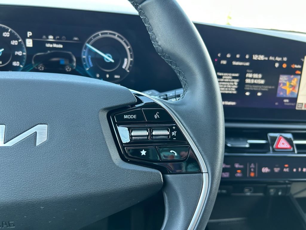 Used 2023 Kia Niro Wind FWD image 18