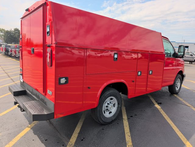 New 2026 Chevrolet Express 3500 w/ Power Convenience Package RWD image 6