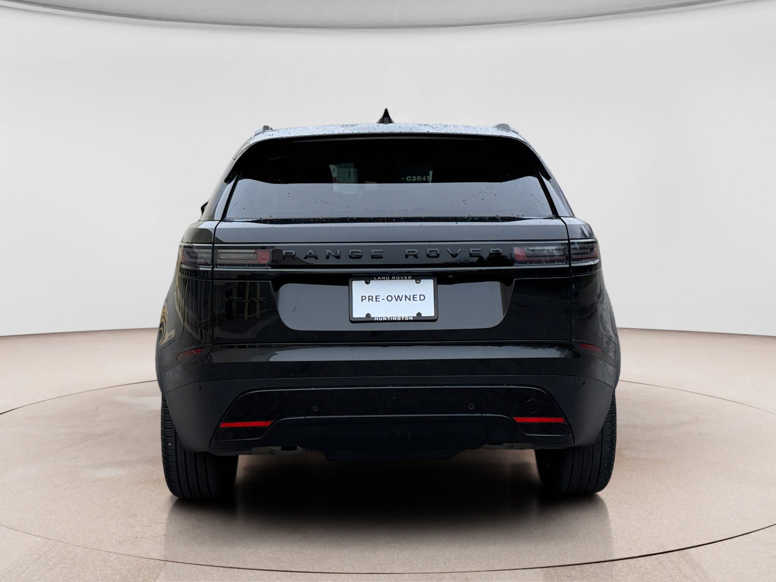 Used 2024 Land Rover Range Rover Velar S AWD/4WD image 4