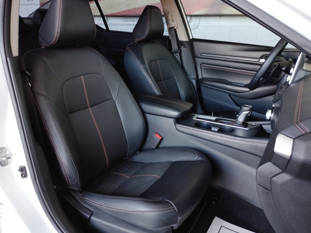 Used 2020 Nissan Altima 2.5 SR FWD image 15