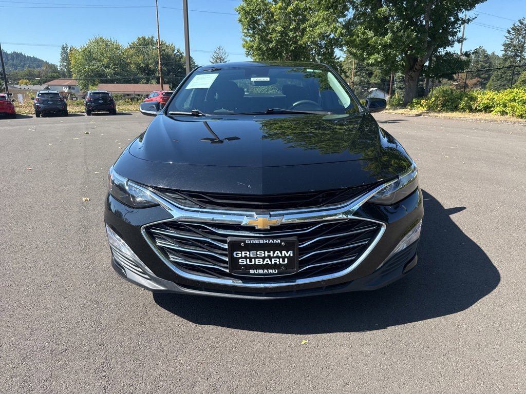 Used 2023 Chevrolet Malibu LT image 2