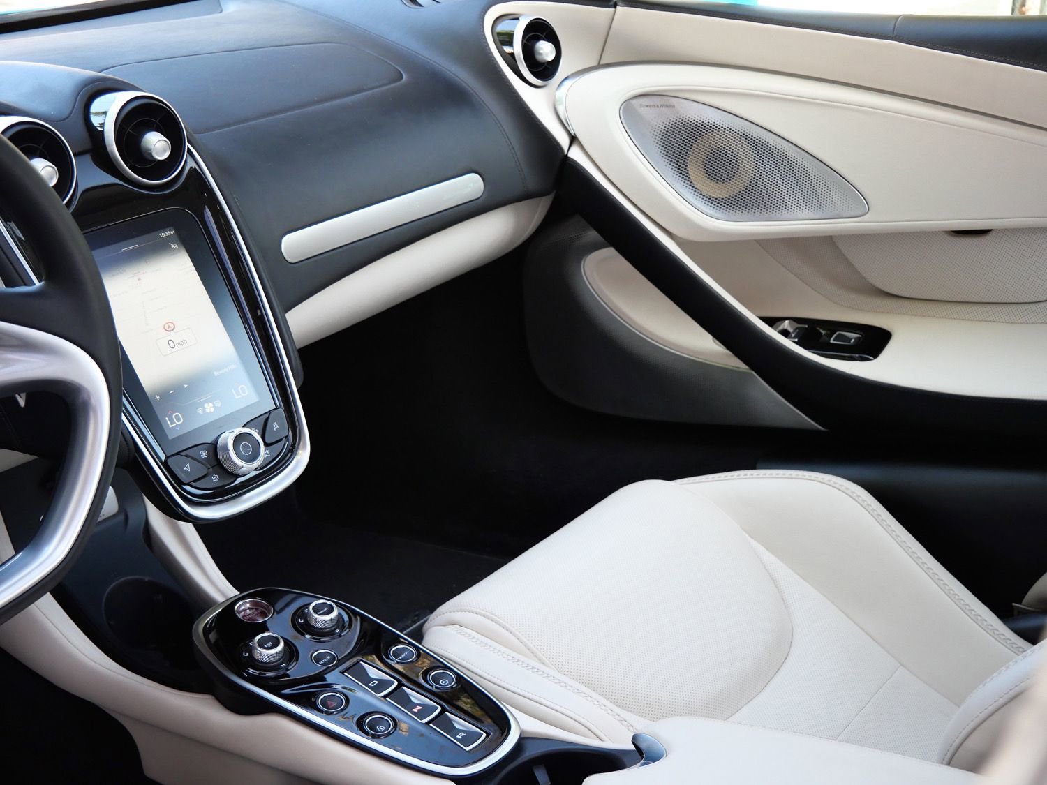 Used 2023 McLaren GT RWD image 16