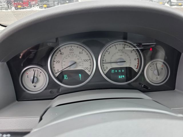 Used 2010 Chrysler Town & Country Limited w/ Trailer Tow Group image 20