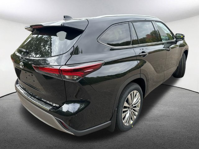 New 2026 Toyota Highlander Platinum AWD/4WD image 11