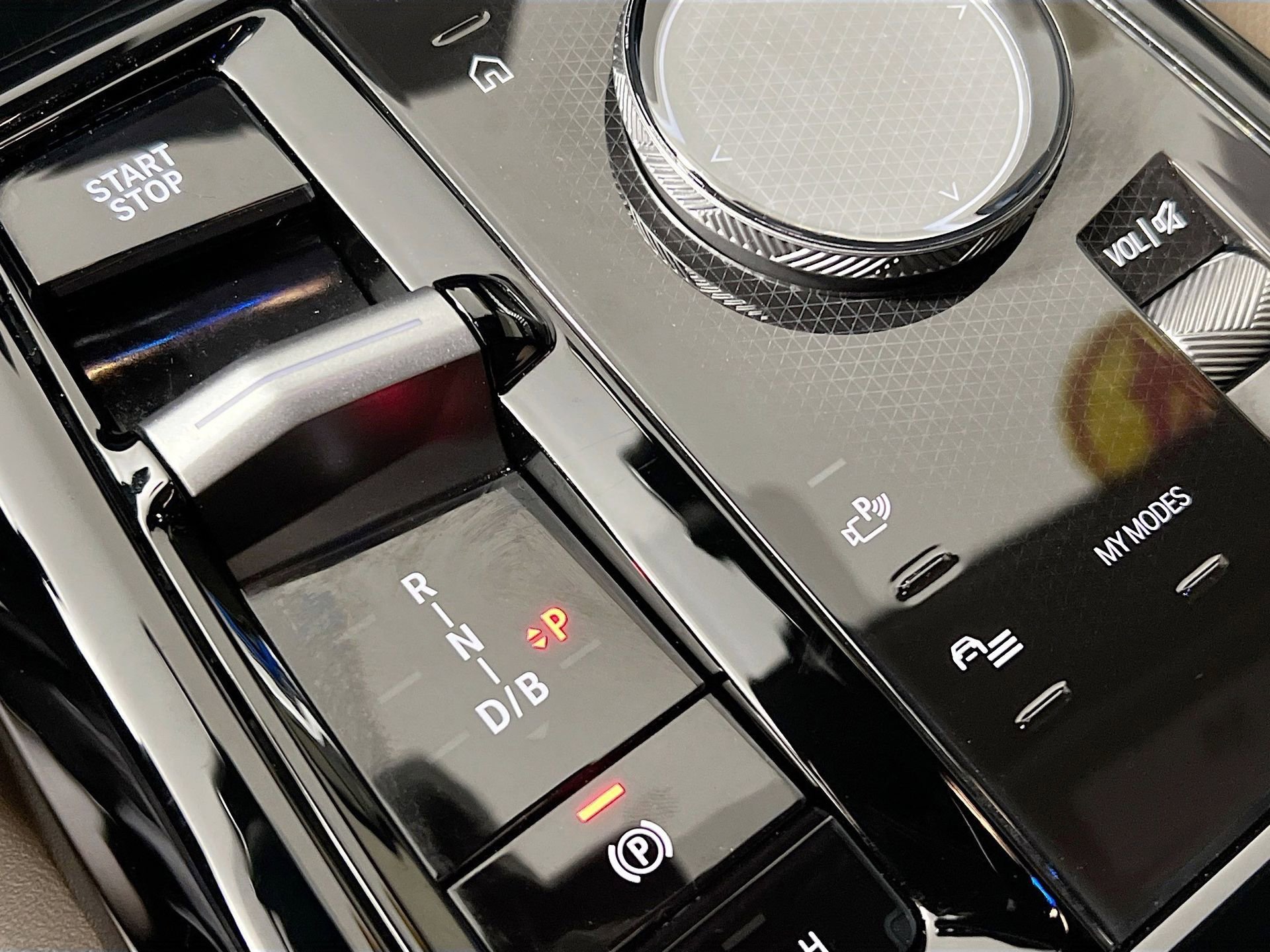 Certified 2024 BMW i5 M60 w/ Premium Package image 23