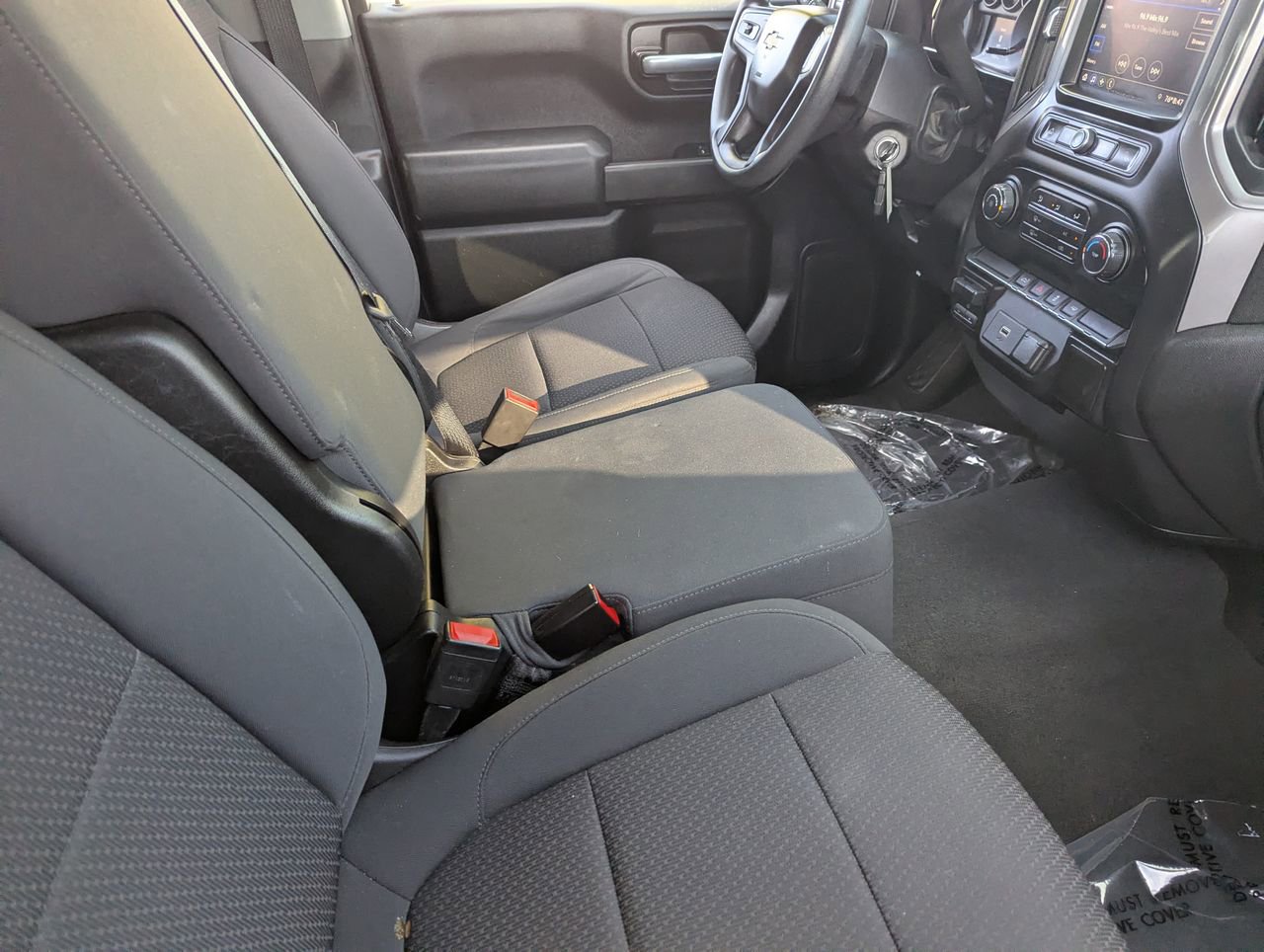 Used 2020 Chevrolet Silverado 1500 Custom w/ Custom Value Package image 11