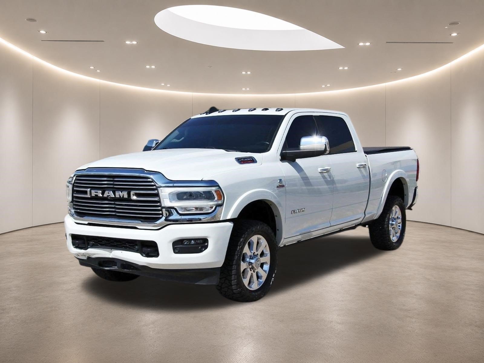 Used 2020 RAM 2500 Laramie AWD/4WD image 3