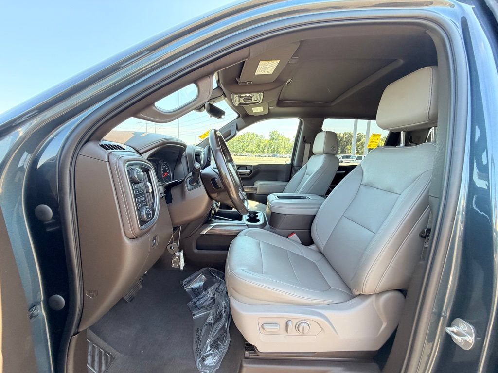 Used 2021 Chevrolet Silverado 1500 LTZ w/ LTZ Premium Package AWD/4WD image 14