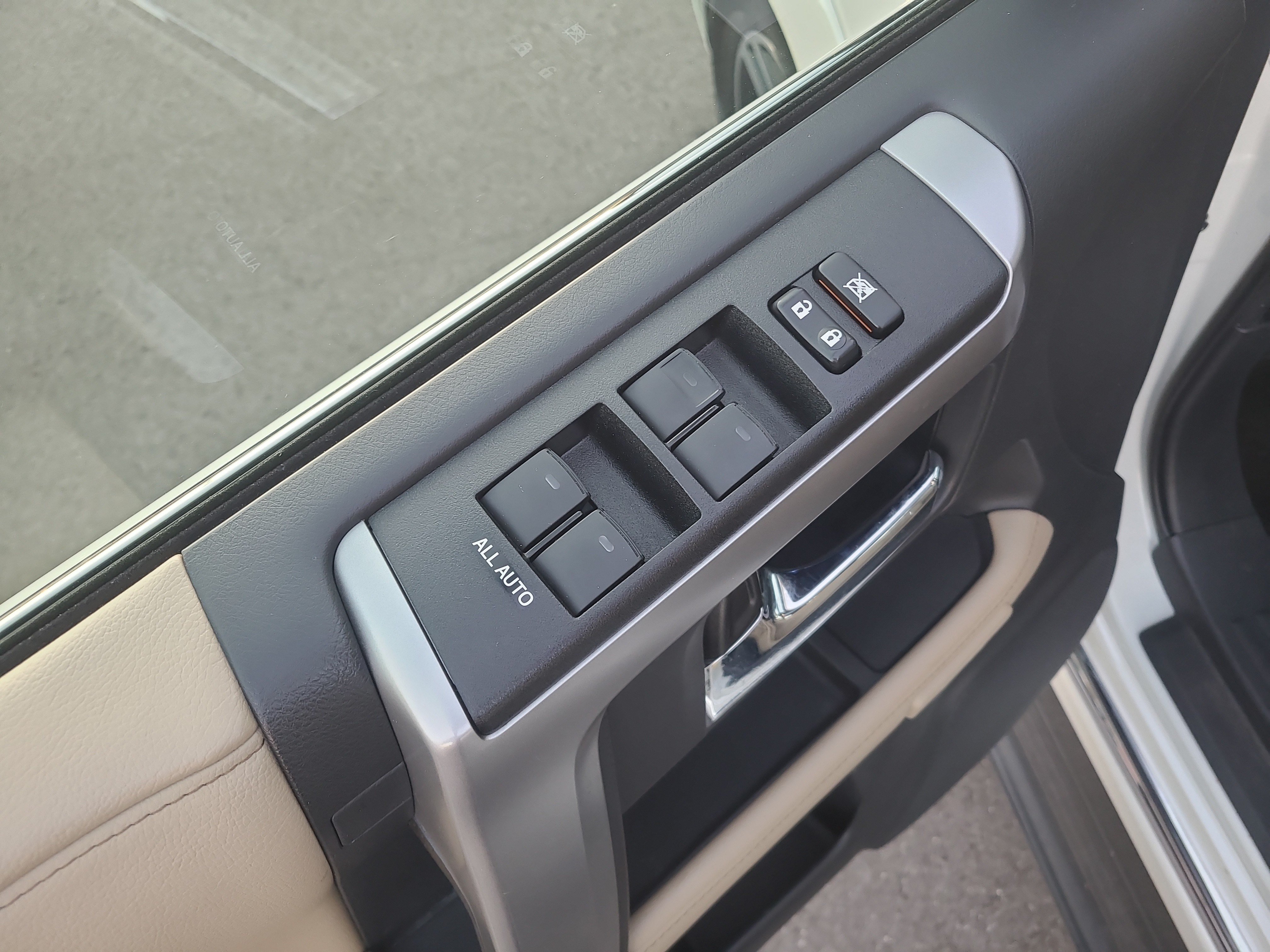Certified 2023 Toyota 4Runner Limited AWD/4WD image 13