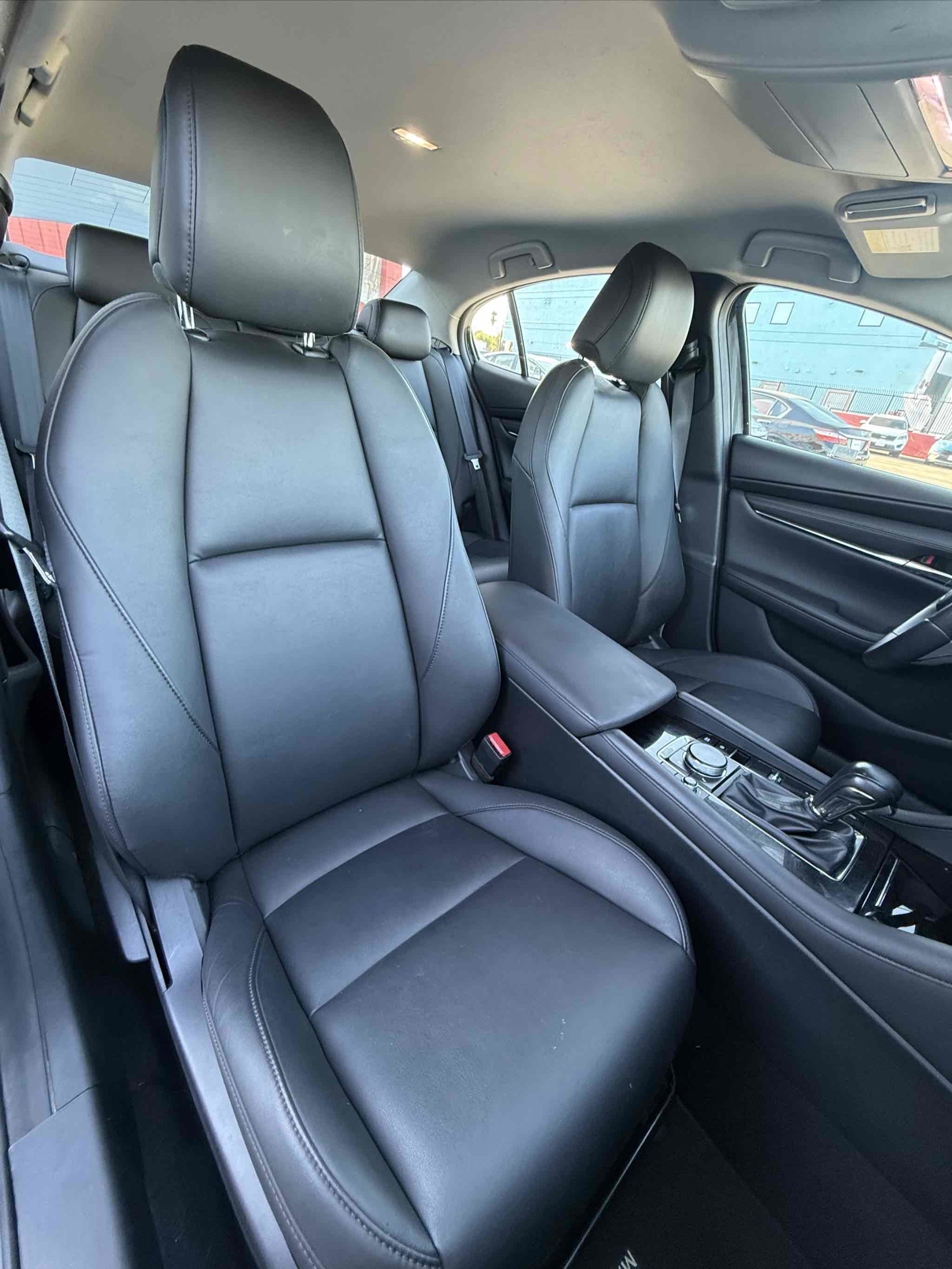 Used 2019 MAZDA MAZDA3 Sedan w/ Preferred Package image 40