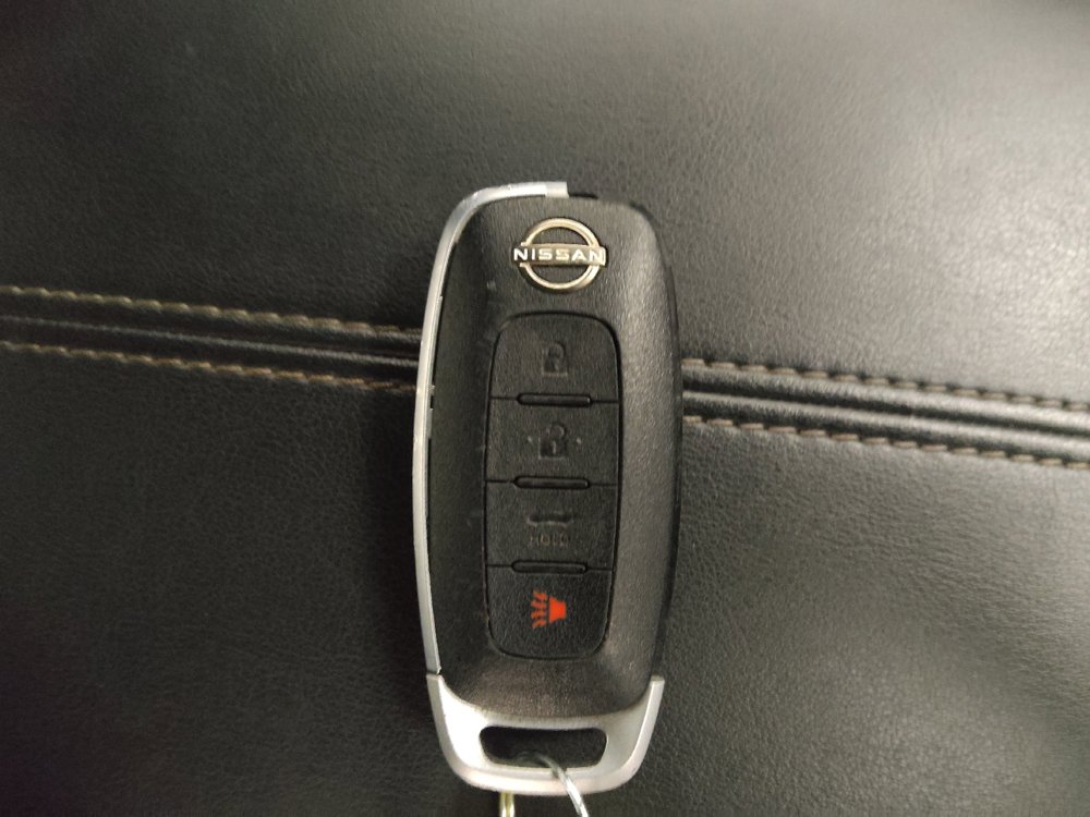 Used 2025 Nissan Sentra SV FWD image 32