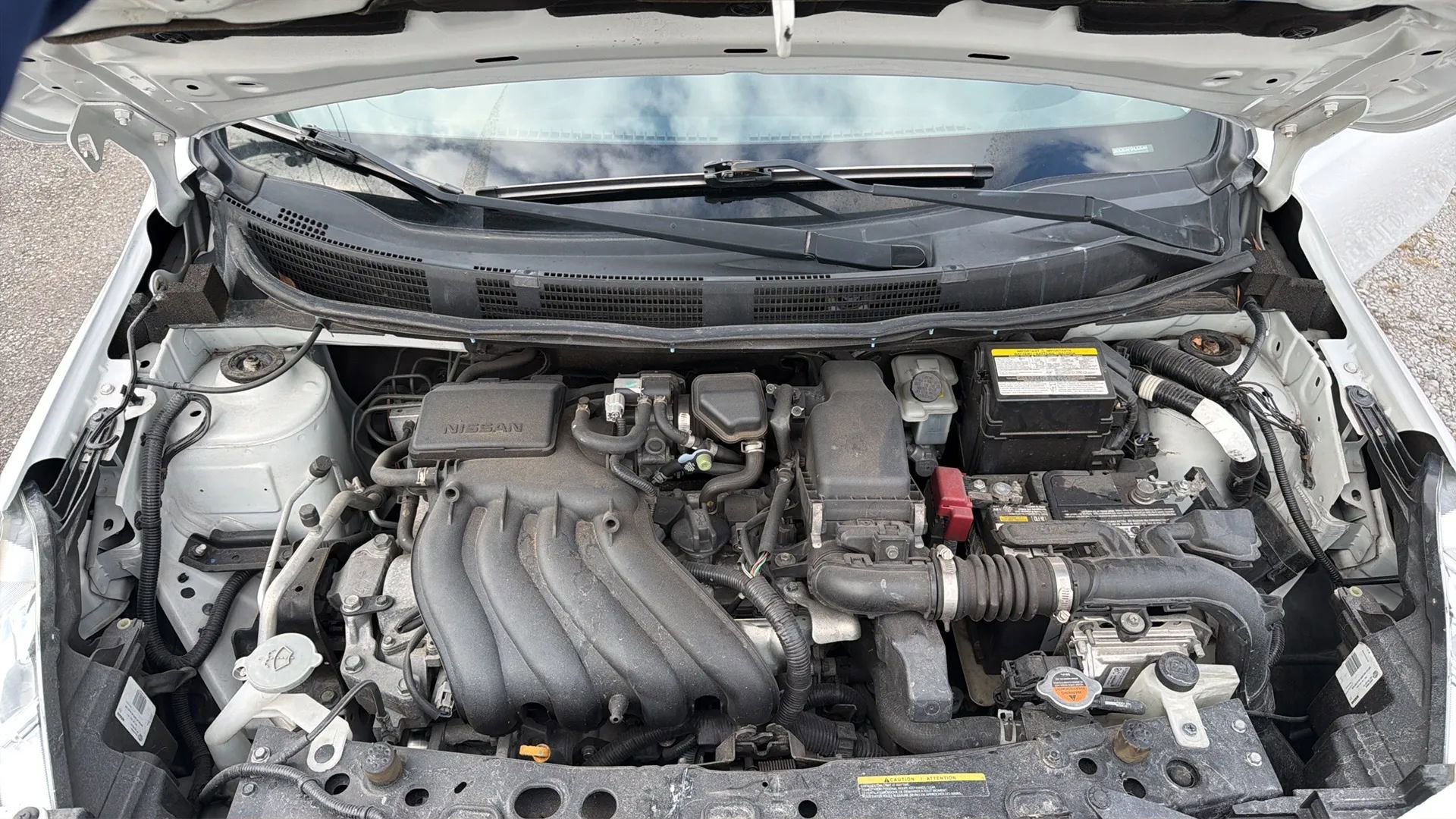 Used 2017 Nissan Versa SL image 7