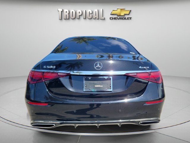 Used 2022 Mercedes-Benz S 580 4MATIC Sedan w/ AMG Line Package image 7
