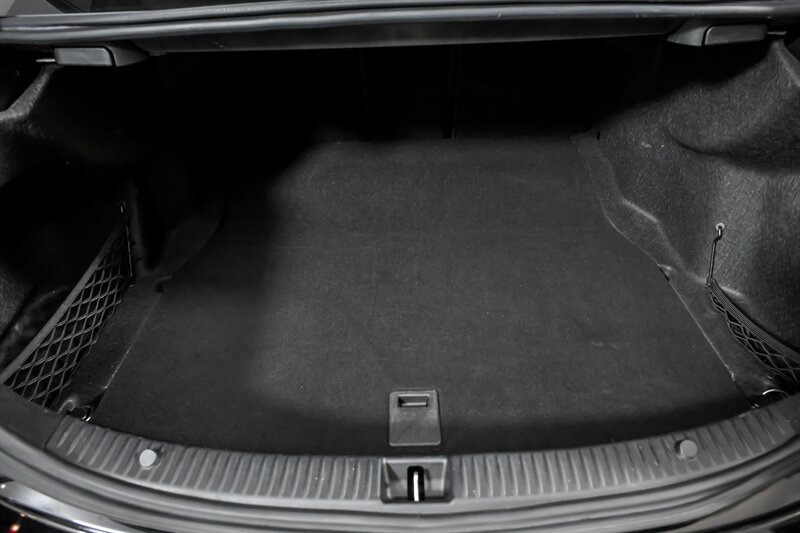 Used 2016 Mercedes-Benz C 300 4MATIC Sedan image 13