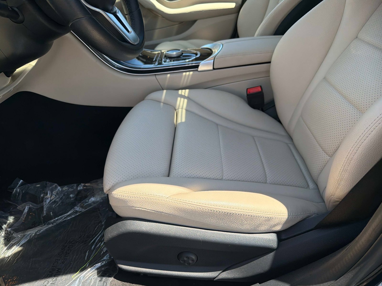 Used 2021 Mercedes-Benz C 300 Sedan image 38