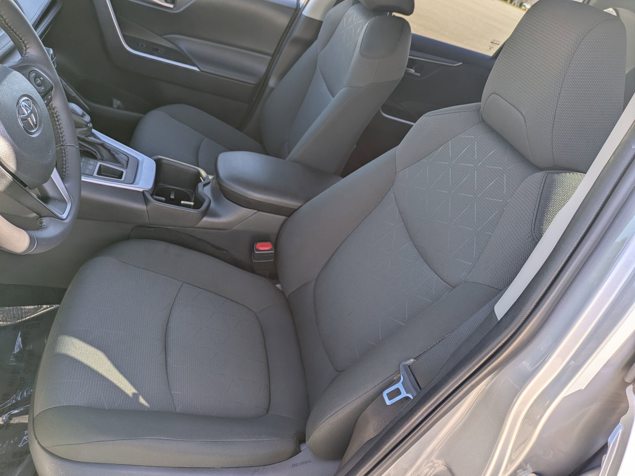 Used 2024 Toyota RAV4 XLE w/ Convenience Package image 19