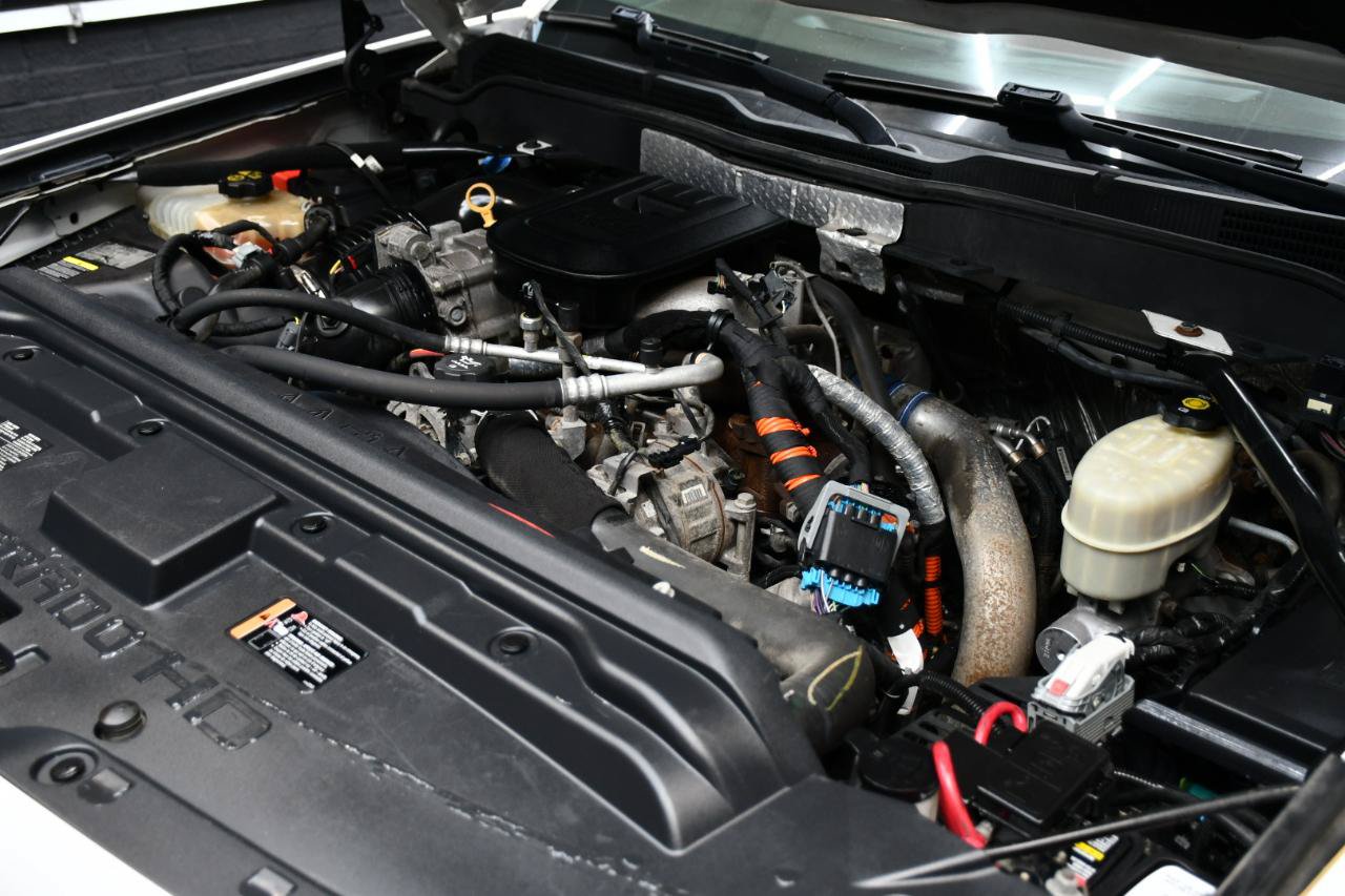 Used 2015 Chevrolet Silverado 2500 High Country AWD/4WD image 14