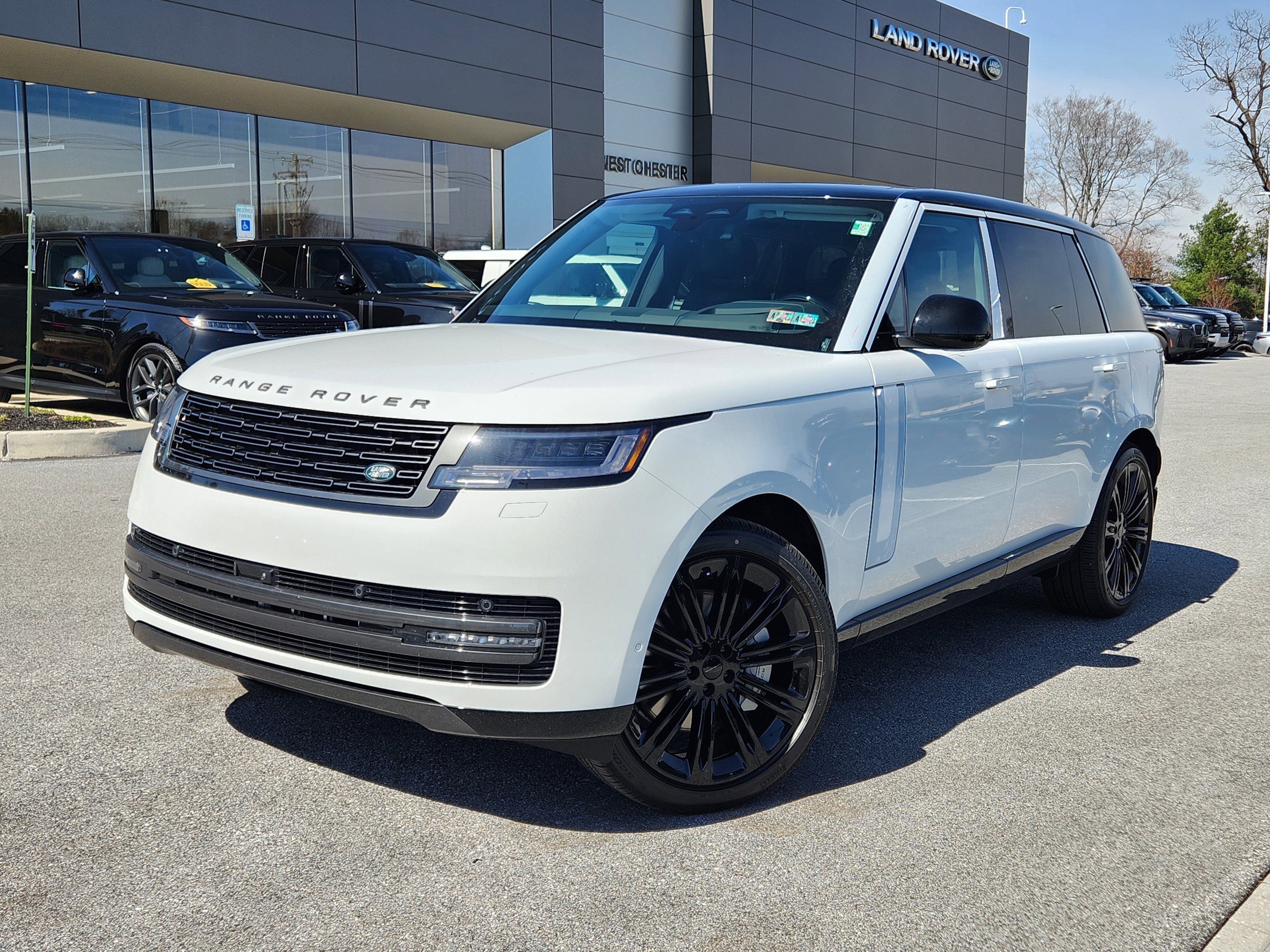 New 2026 Land Rover Range Rover Long Wheelbase SE