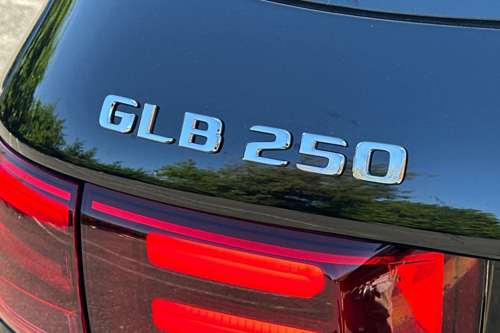 Certified 2026 Mercedes-Benz GLB 250 image 25