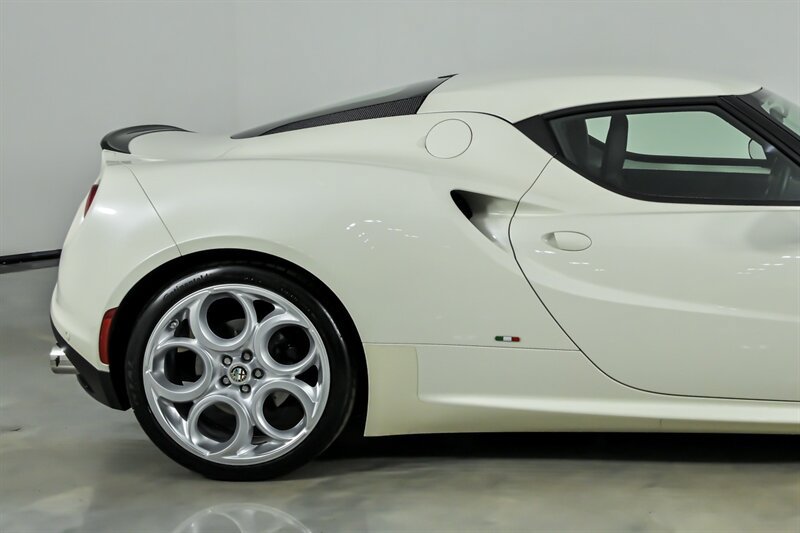 Used 2016 Alfa Romeo 4C Coupe w/ Coupe Track Package 1 RWD image 11