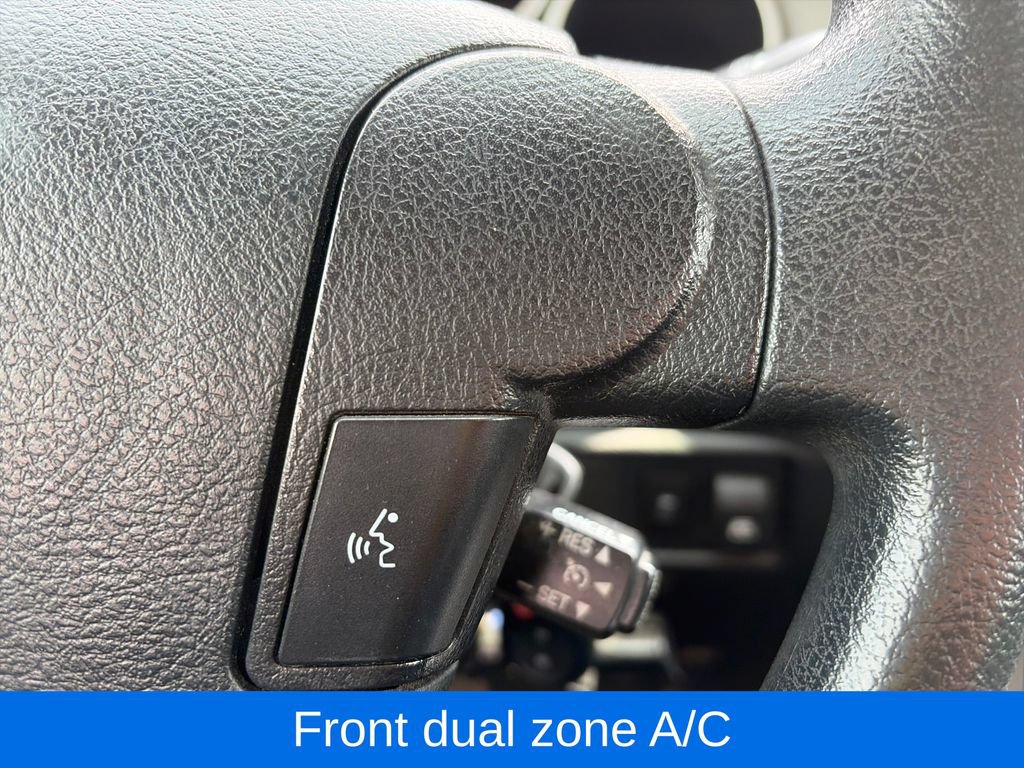 Used 2012 Toyota Tundra 4x4 CrewMax w/ SR5 Pkg image 12