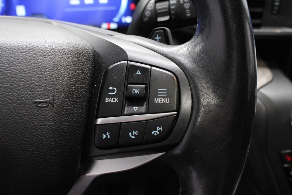 Used 2020 Ford Explorer Platinum w/ Premium Technology Package AWD/4WD image 30