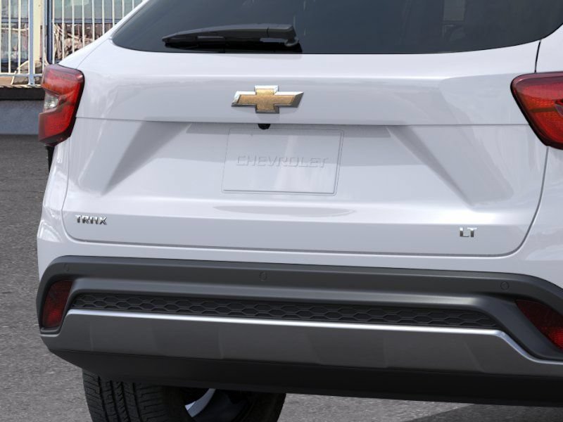 New 2026 Chevrolet Trax LT w/ Driver Confidence Package FWD image 14