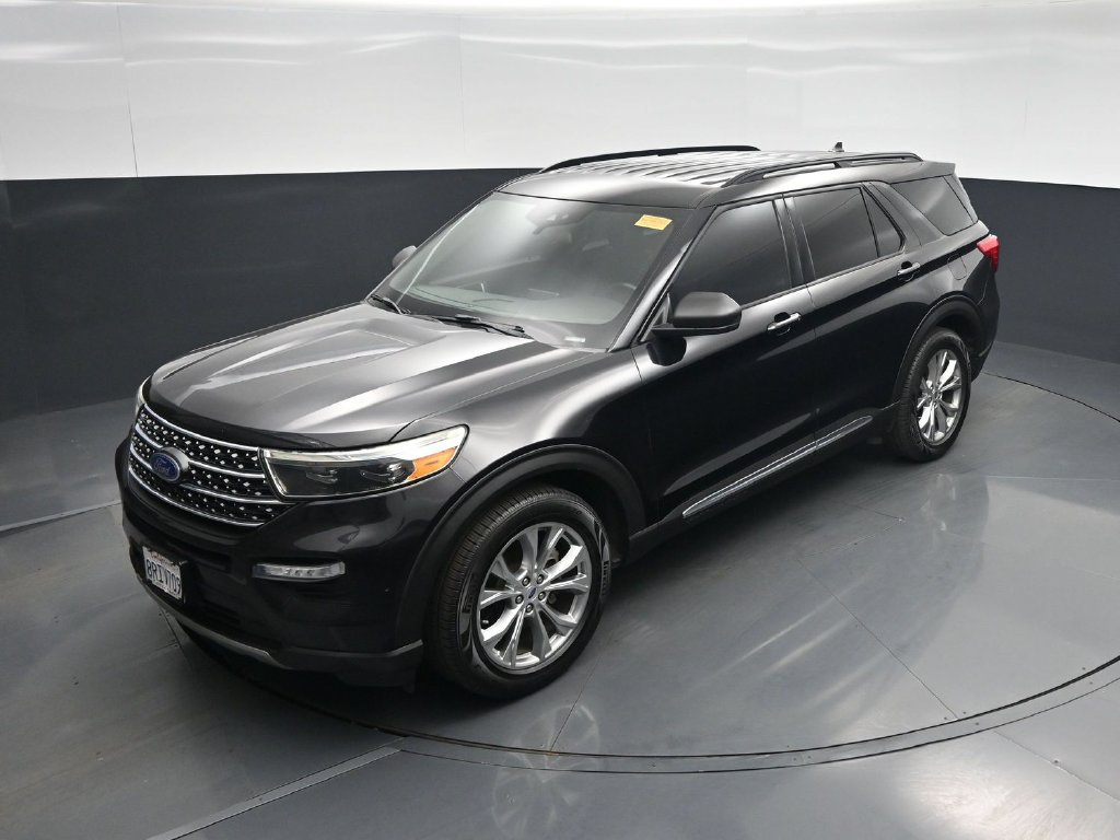 Used 2020 Ford Explorer XLT w/ Equipment Group 202A RWD image 35