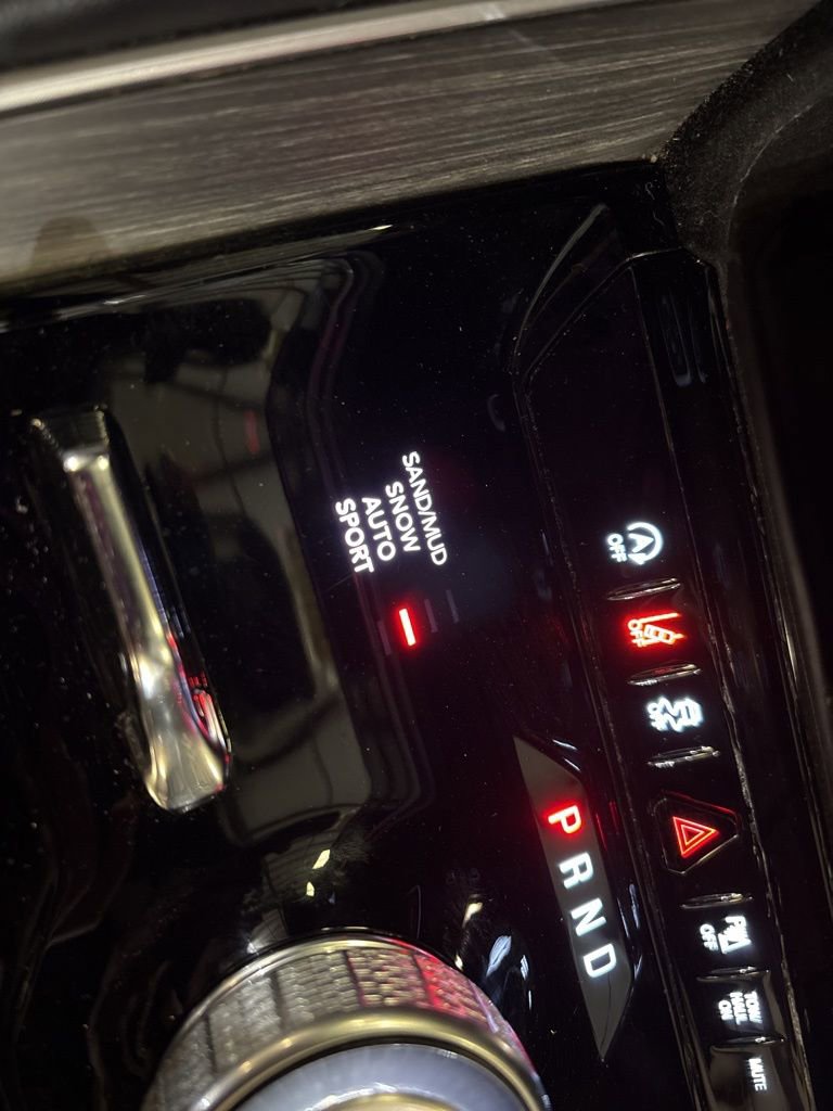 Used 2024 Jeep Wagoneer L Series III w/ Flexible Seating Group image 38