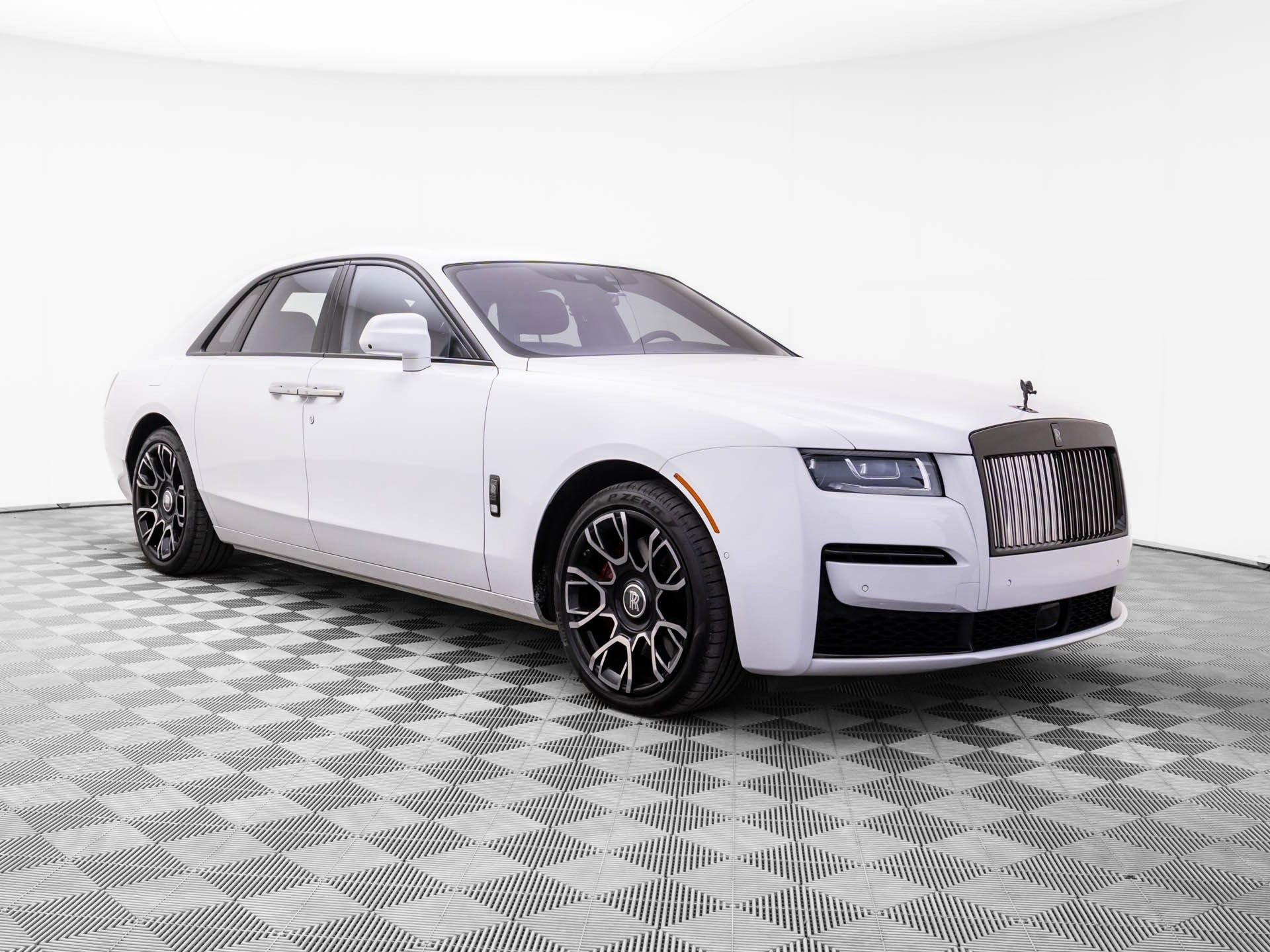 Used 2022 Rolls-Royce Ghost Black Badge image 8