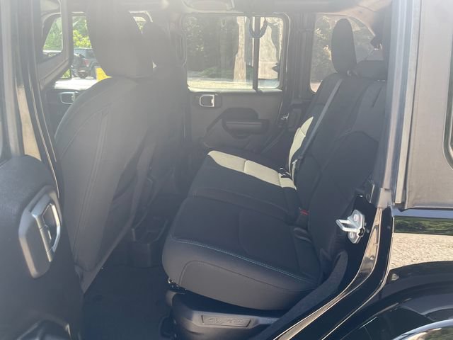 Used 2023 Jeep Wrangler Unlimited Rubicon 4xe w/ Steel Bumper Group AWD/4WD image 18