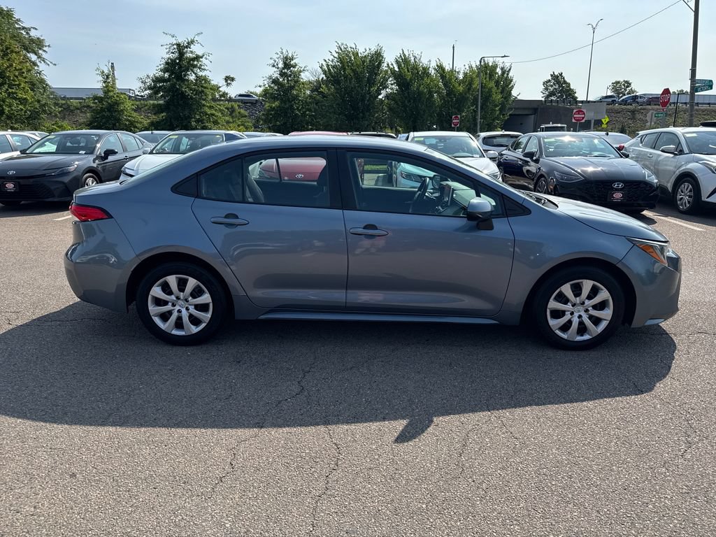 Used 2020 Toyota Corolla LE FWD image 8